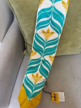 Gucci Turquoise, Gold and White Botanical Silk Scarf